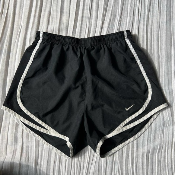 Nike Dri Fit shorts with built-in liner, black and white - Picture 1 of 8
